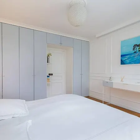 Gorgeous Ideally Located 15 Mn From Paris * Le Vésinet