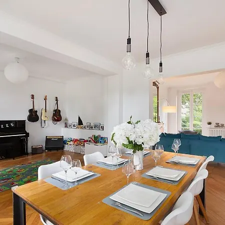 Gorgeous Ideally Located 15 Mn From Paris *